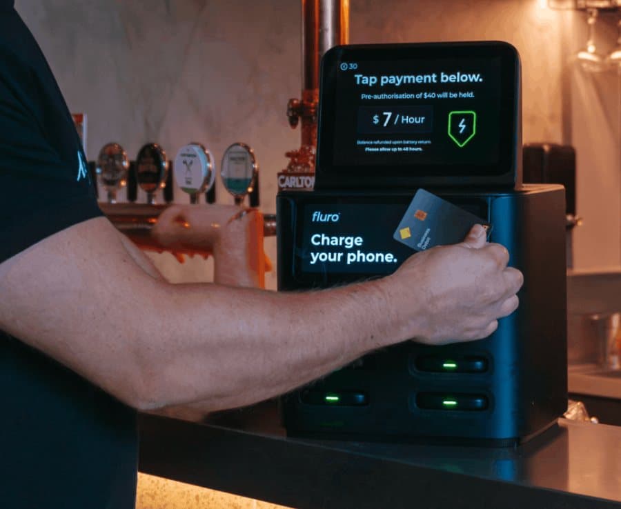 Tapping a card to start a Fluro charge
